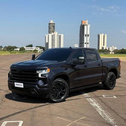 CHEVROLET SILVERADO 5.3 V8 GASOLINA 1500 HIGH COUNTRY 4X4 AUTOMÁTICO